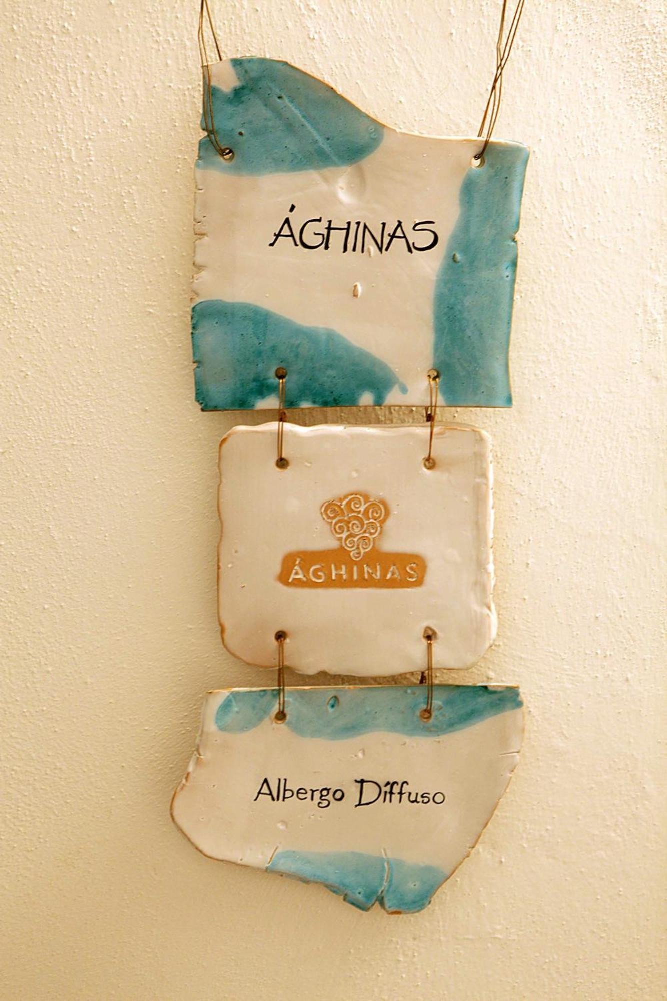 Aghinas Bosa Exterior foto